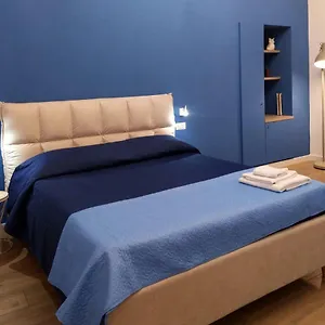  Holiday home La Casa Di Noa In The Heart Of Vomero